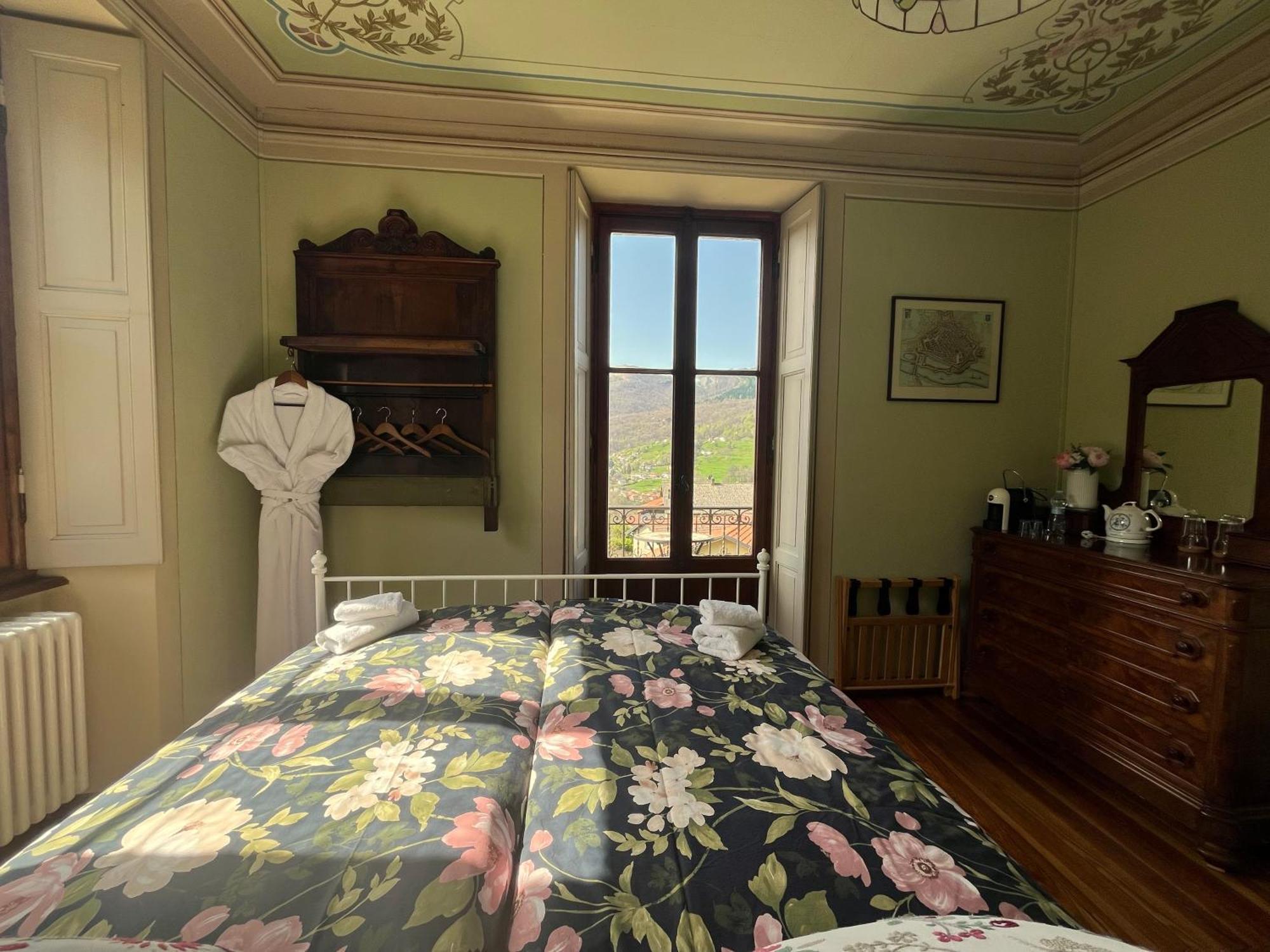 Villa Il Maiale Bianco Bed & Breakfast 산 페델레 인텔비 외부 사진