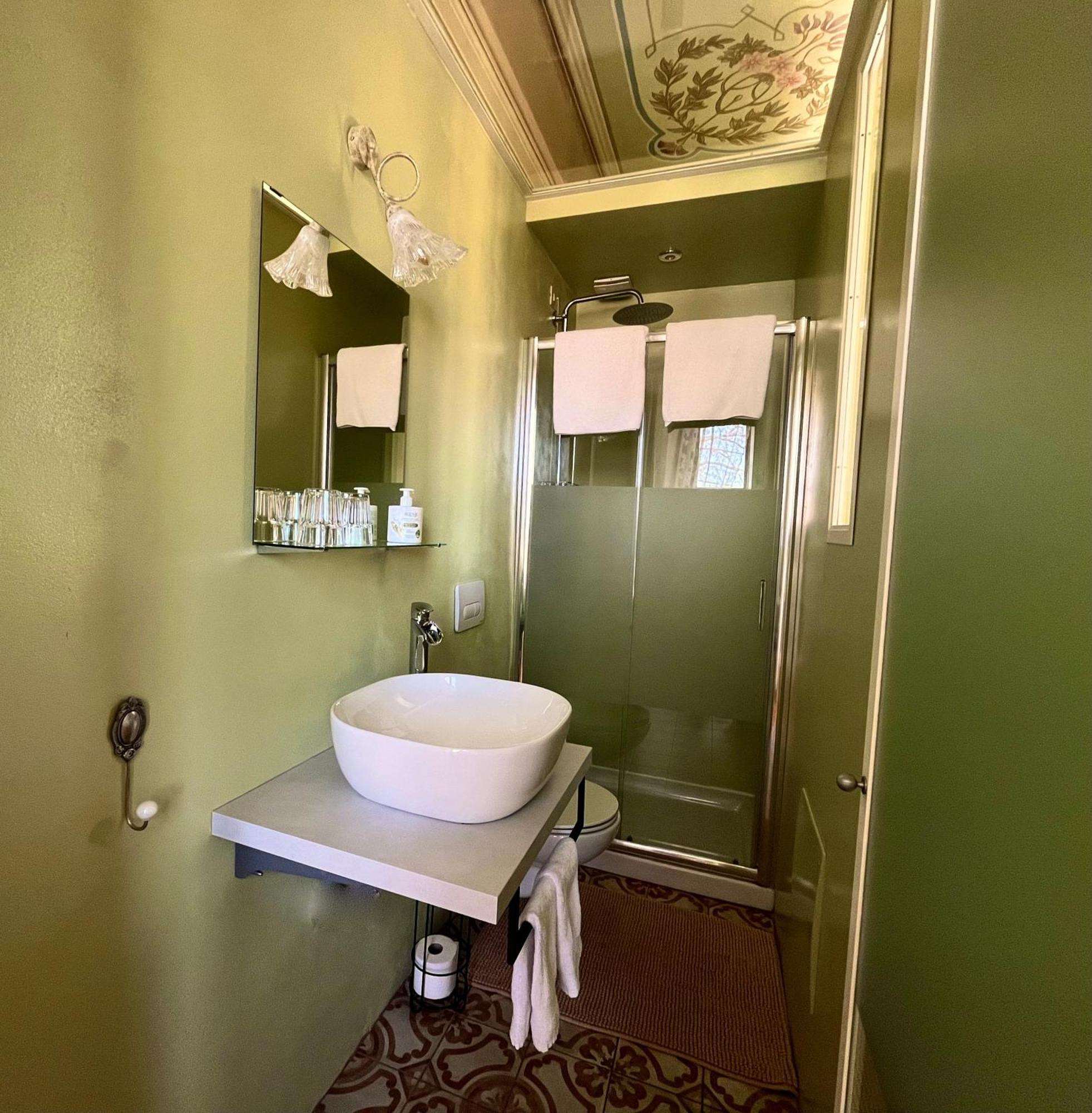 Villa Il Maiale Bianco Bed & Breakfast 산 페델레 인텔비 외부 사진